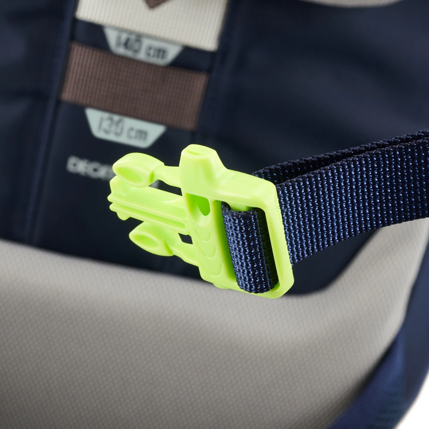 Quechua Children's Hiking 28 L Backpack MH500 14 Quechua Children's Hiking 28 L Backpack MH500 - Image 12