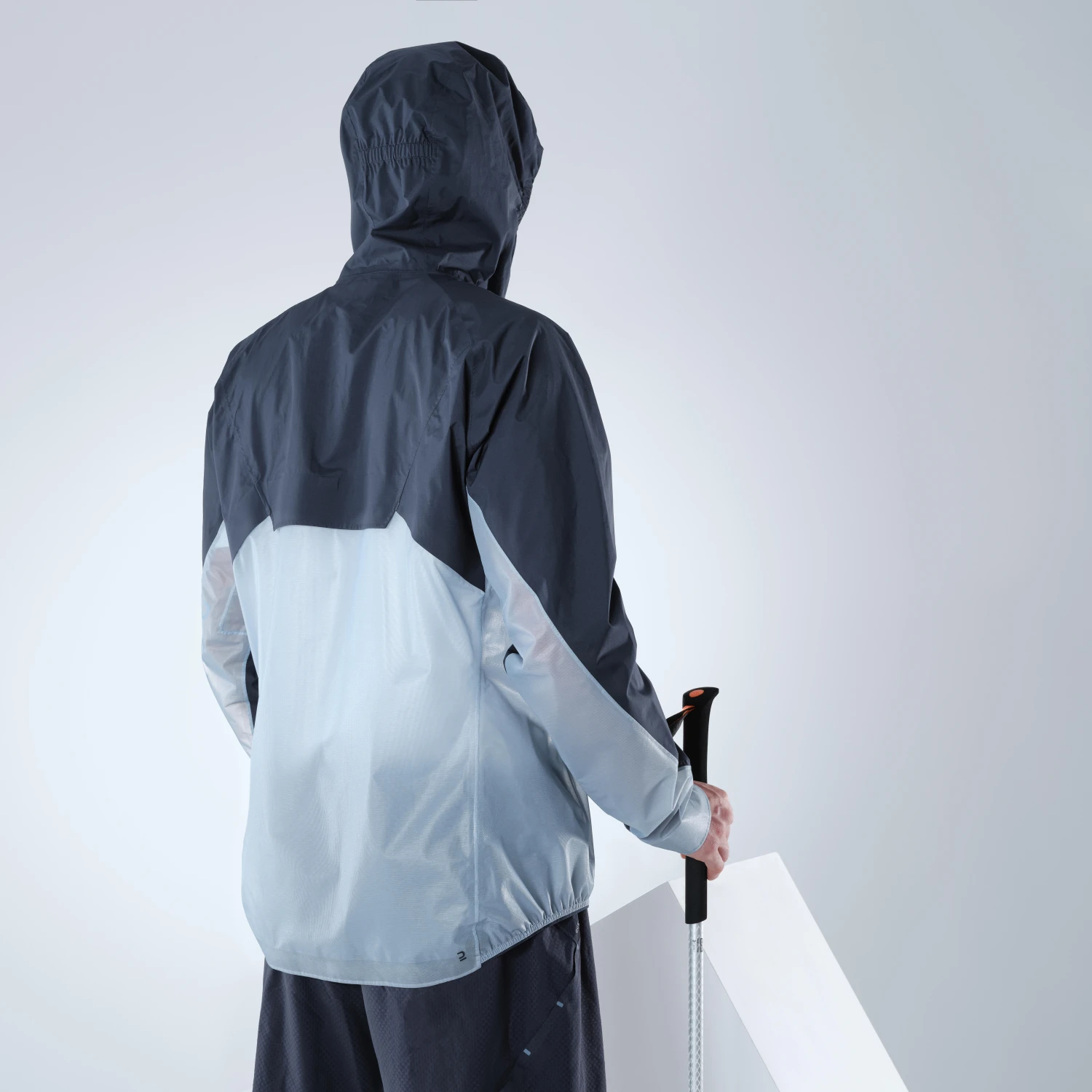 Quechua Men's Ultra-lightweight Rapid Hiking Jacket FH 900 6 Quechua Men's Ultra-lightweight Rapid Hiking Jacket FH 900 - Image 4