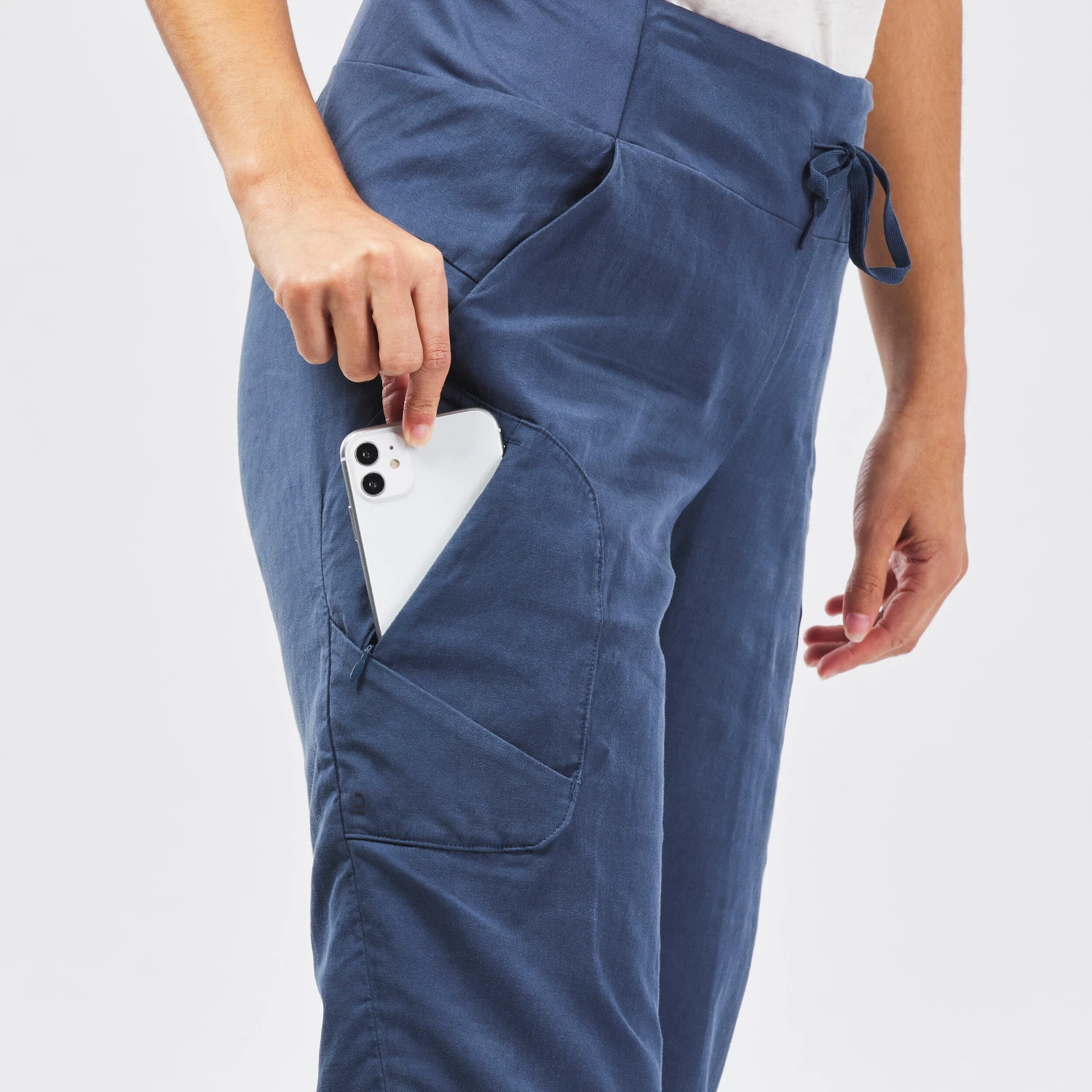 Quechua Women's Cropped Hiking Trousers 16 Quechua Women's Cropped Hiking Trousers - Image 14