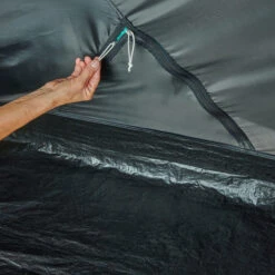 Quechua 3 Man Blackout Tent -Quechua kf073a17348b5c771dd8e4f8dd26e31da